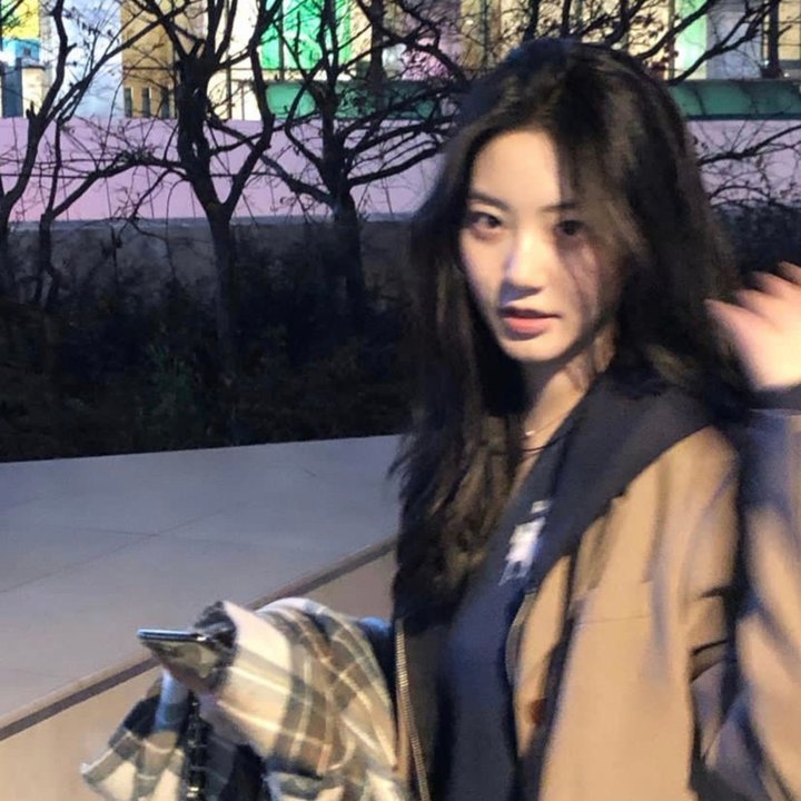 歌女怀春